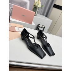 Miu Miu Sandals